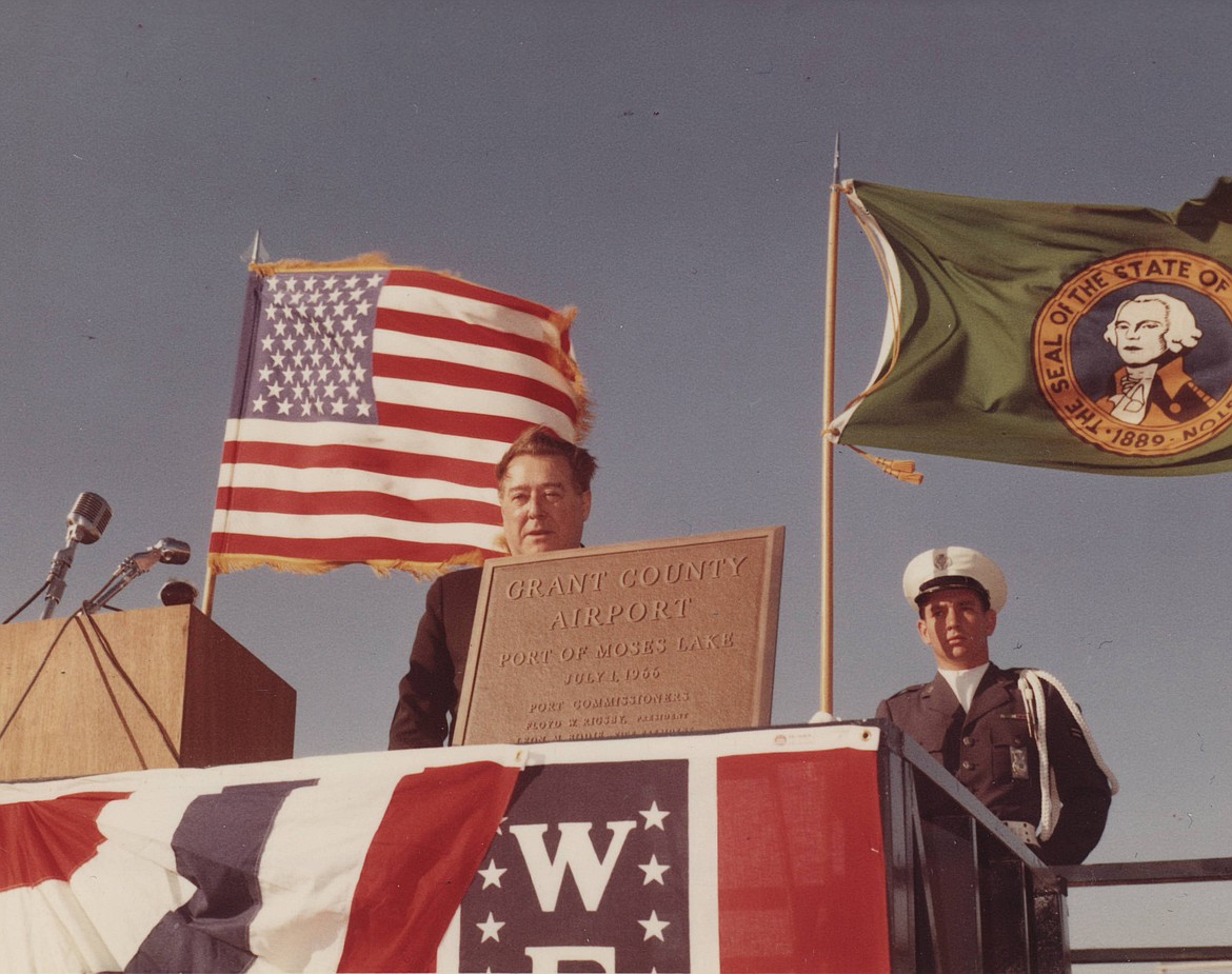 Sen. Warren Magnuson of Washington speaks at the dedication of the Port of Moses Lake in 1966.