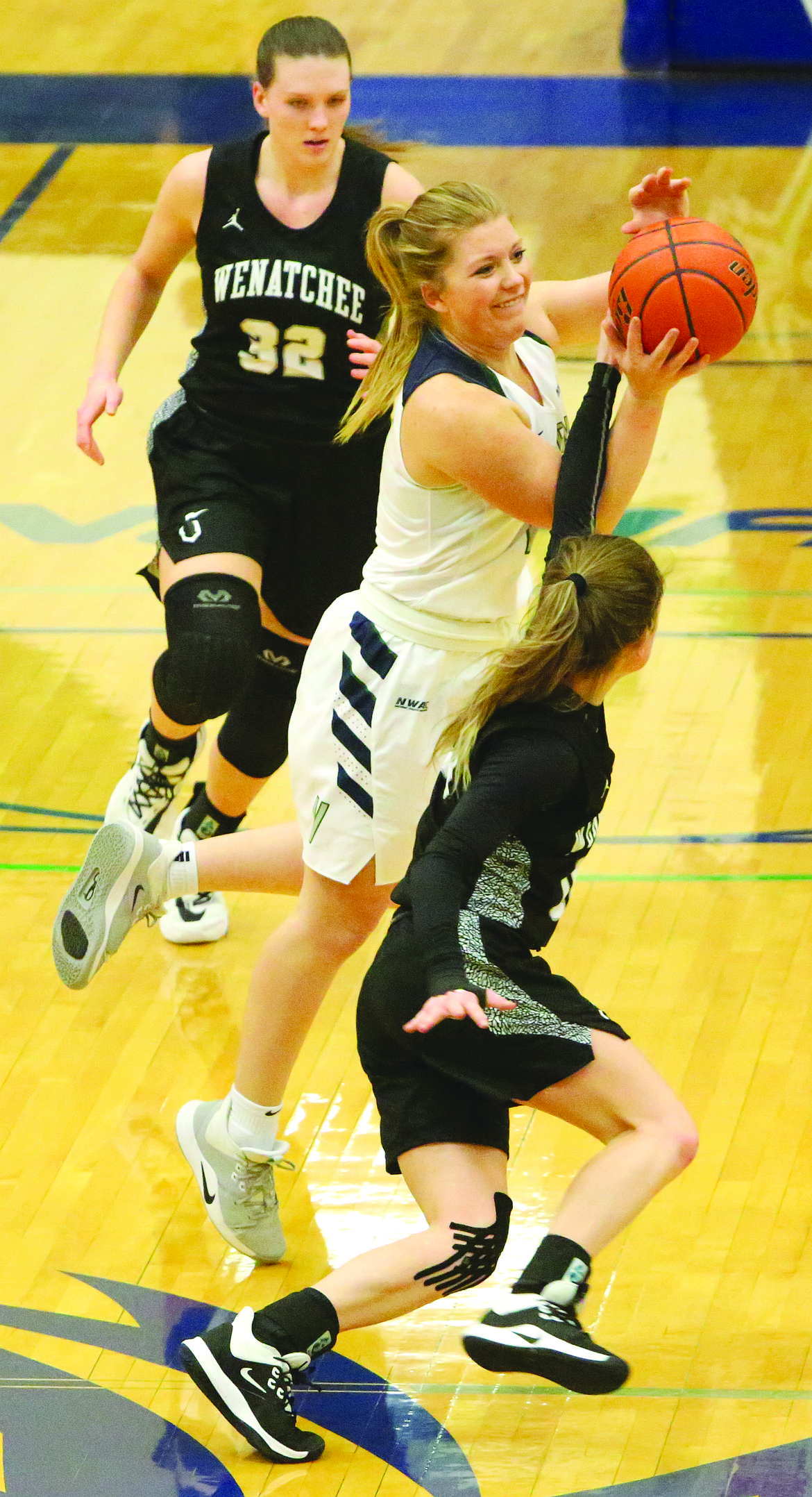 Connor Vanderweyst/Columbia Basin Herald | Big Bend’s Madi Fillmore receives a pass and is fouled near midcourt against Wenatchee Valley.