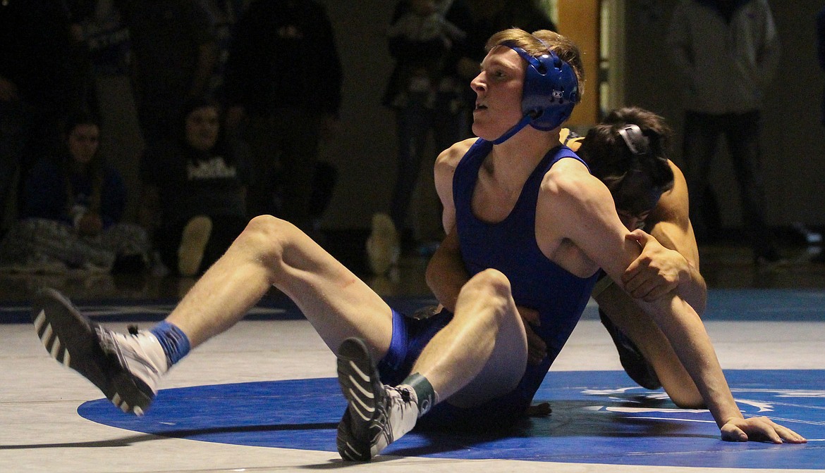 Warden junior Brenton Cole picked up the final berth at regionals in the 132-pound weight class to secure his place at the Tacoma Dome this weekend.