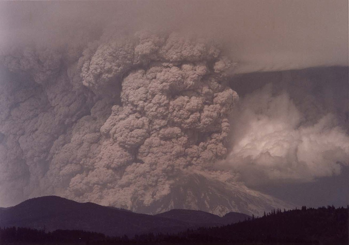 Photo taken on May 18, 1980, of Mount St. Helens at about 3:30 pm. Jim Hughes took this from about 20 air miles away. (NFS photo)