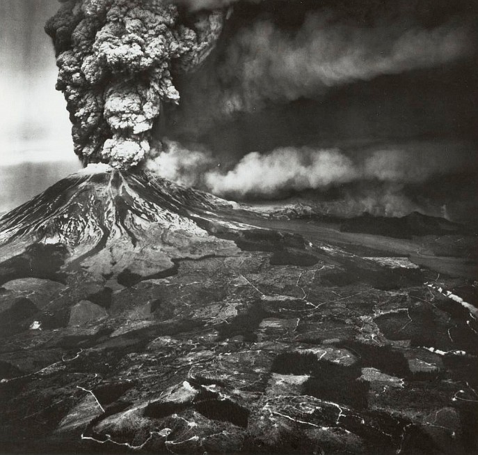 The May 18, 1980 of Mount St. Helens at 11 a.m. (Gifford Pinchot, NFS)