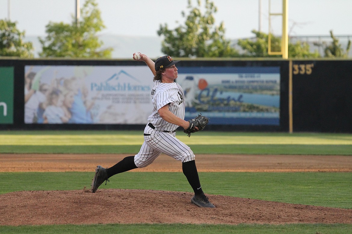 Dax Lindgren delivers to the plate for the Chiefs during the 4A state championship last spring.