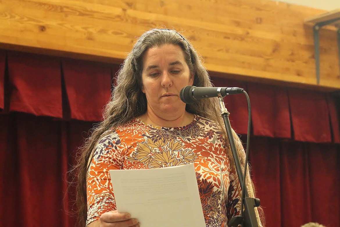 Paradise Sewer District President Sunny Chase addresses the crowd at Saturday’s meeting. (Chuck Bandel/Valley Press)