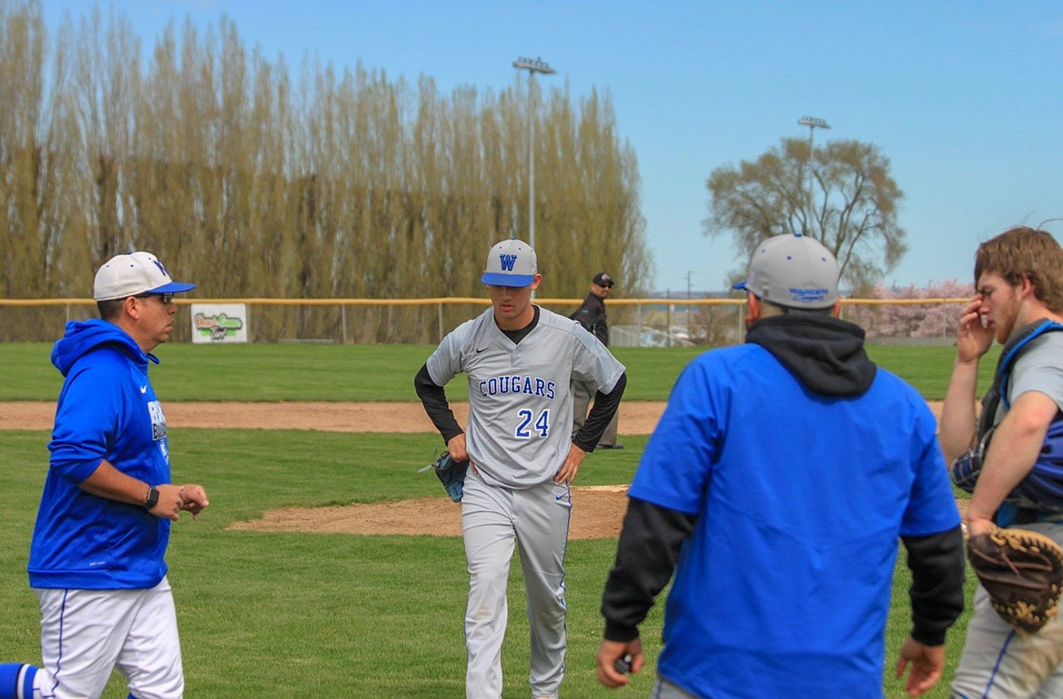 Courtesy Photo/
Warden High School’s Ryan Arredondo will continue his baseball career next season in California as he looks to to continue to prove himself as a pitcher.