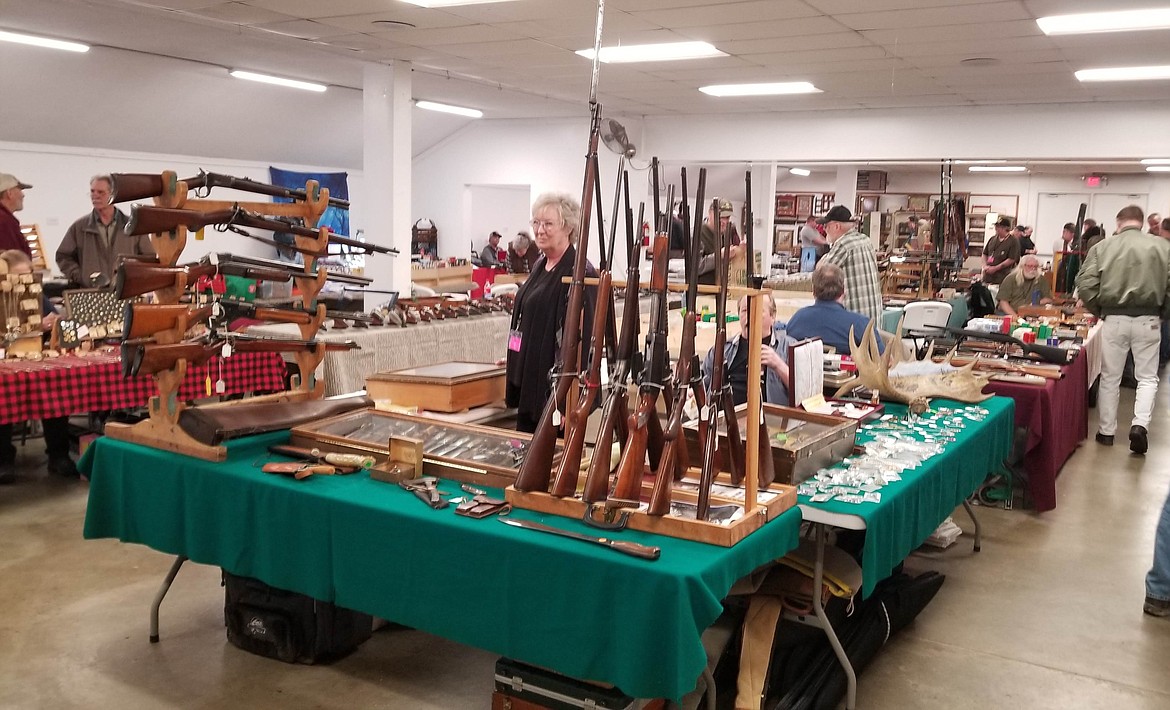 The annual Gun & Horn Show had 90 tables of vendors.