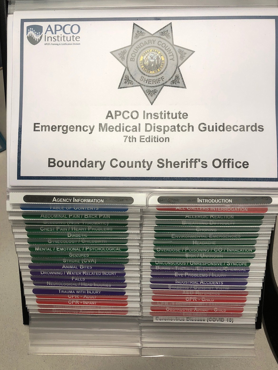 Photo by BOUNDARY COUNTY SHERIFF’S OFFICE
The 911 Dispatchers have been trained, as well as having guide cards to help with step by step instructions.