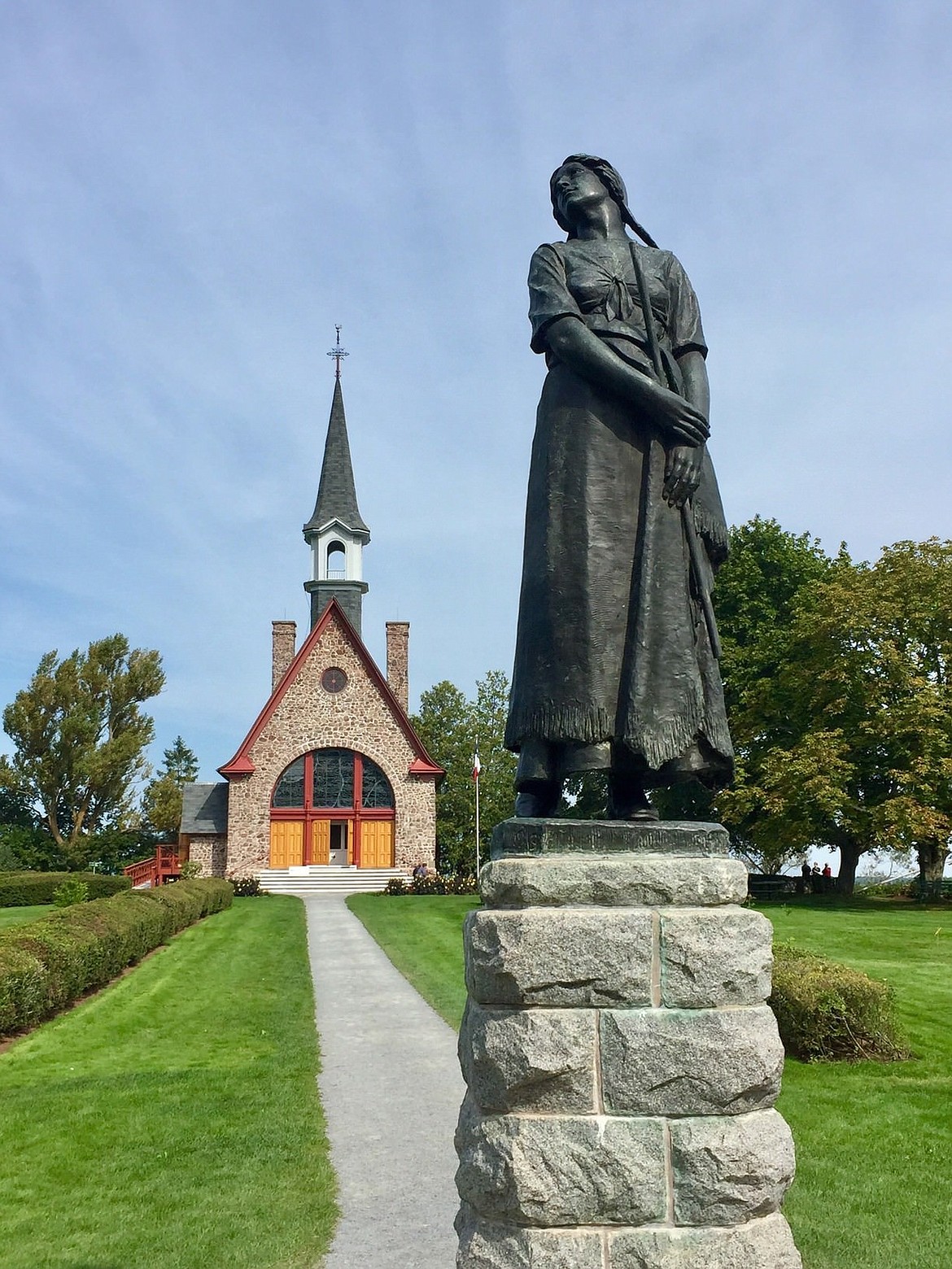 TROVER.COM
Statue of Evangeline at Grand-Pré National Historic Site, Nova Scotia; fictional Arcadian heroine in Henry Wadsworth Longfellow’s epic poem about her searching for her true love, lost when they were separated at the deportation by the British.