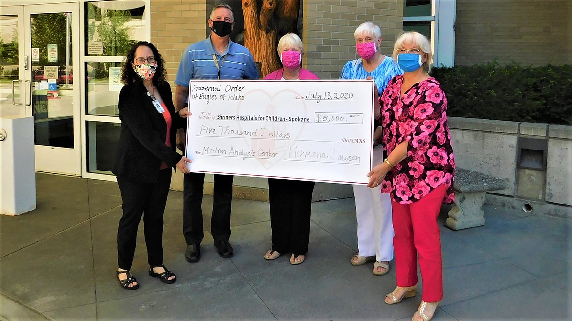 Pictured from left to right: Angelique Heinzen, SHC Director of Development; Hospital CEO Peter G. Brewer; FOE Charity Chair Deb Wood; FOE Membership Chair Donna Leader; and Vickieann Dawson, FOE Madam State President of Idaho.