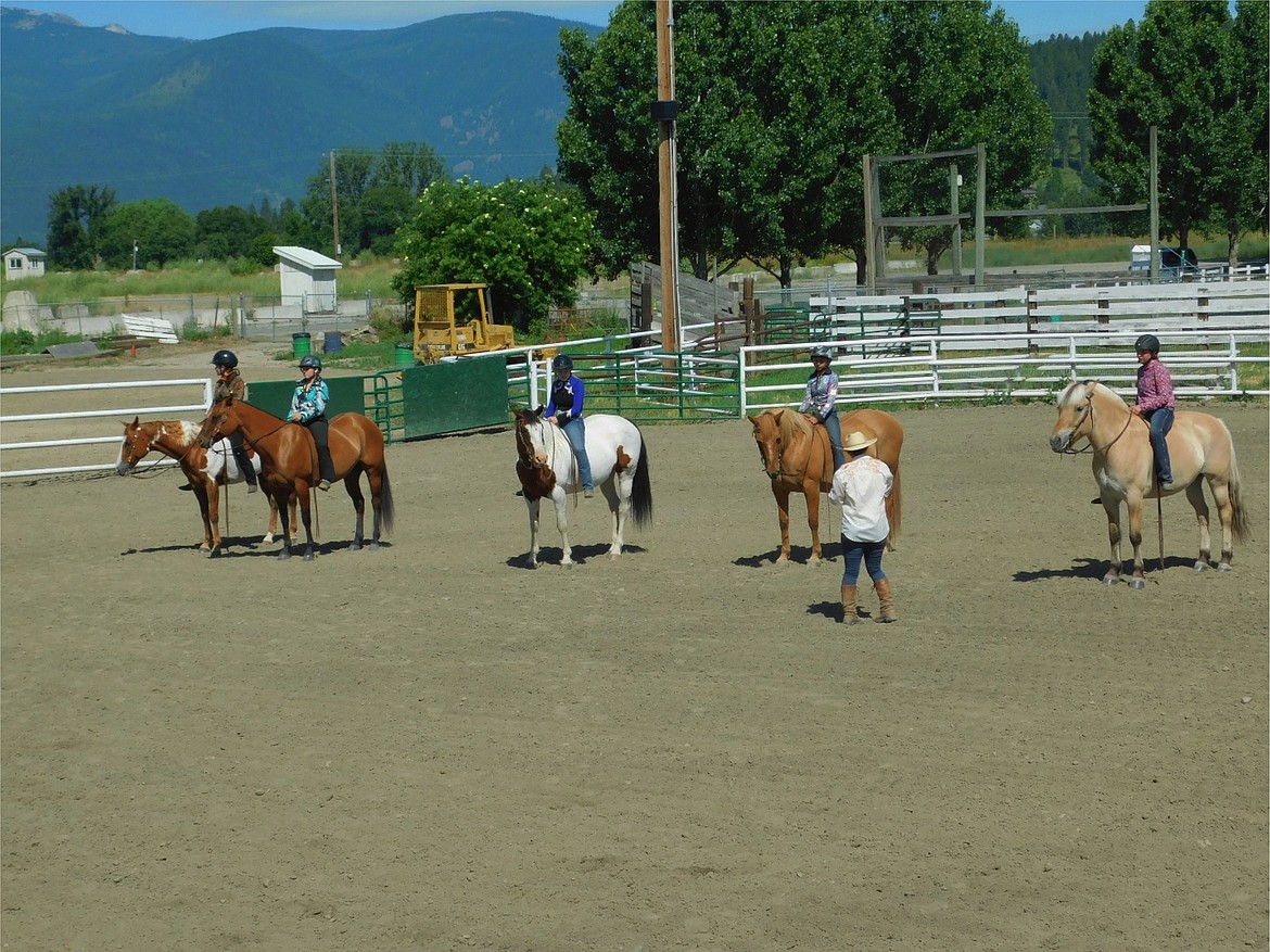 Participants take part in the bareback riding class during the recent Boundary County 4-H Horse Leaders’ Mid-Summer Horse Show. Pictured, from left, are Avalon Thiel, Shaylynn Richards, Addy Heigel, Evellyhn Stuber, Katie Vader and judge Tiffany Corson.