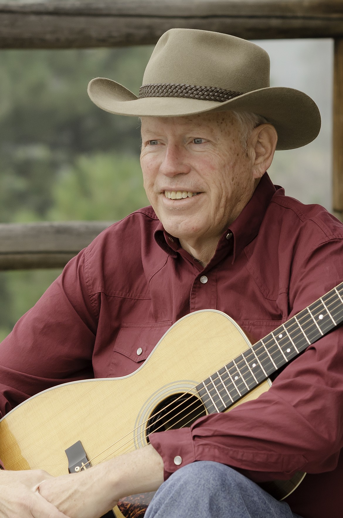 Courtesy photo 
 Singer and historian Hank Cramer will perform Pacific Northwest folk songs in concert Wednesday at the Moses Lake Museum & Art Center.