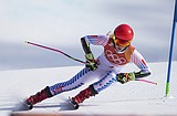 American Shiffrin rallies on final run to win giant slalom