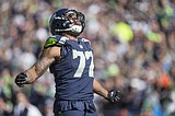 AP Sources: Eagles get Michael Bennett from Seattle