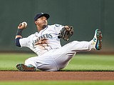 Astros snap five-game skid with 5-2 win over Mariners