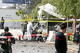 Tunisia: Suicide bombers near US Embassy kill, injure police