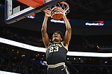 No. 14 Villanova holds on to beat Georgetown 70-69