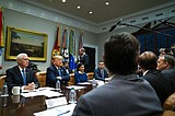 At White House, insurers again pledge no-cost virus tests