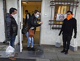 Poland's idle restaurants send free food to medical 'heroes'
