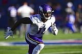 AP source: Falcons agree to deals with Treadwell, McCray