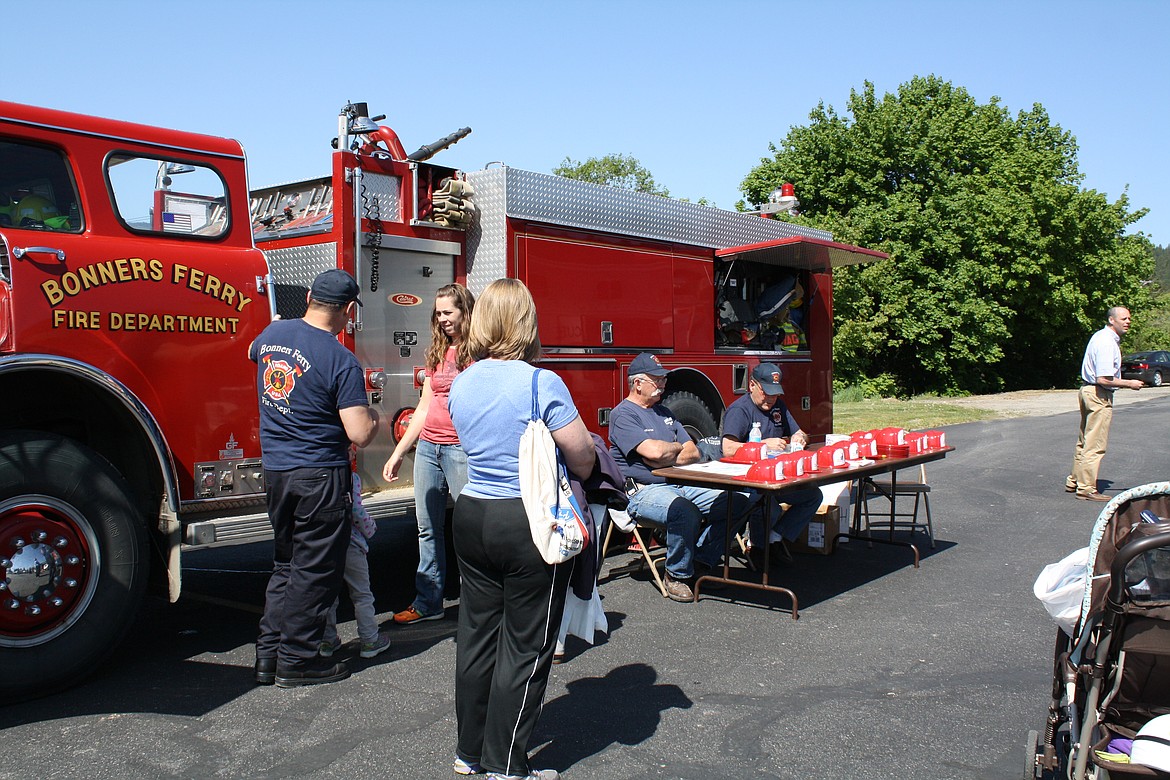 Courtesy photo
A photo from the 2015 Boundary Community Hospital Health Fair, with the  BFFD in attendance.