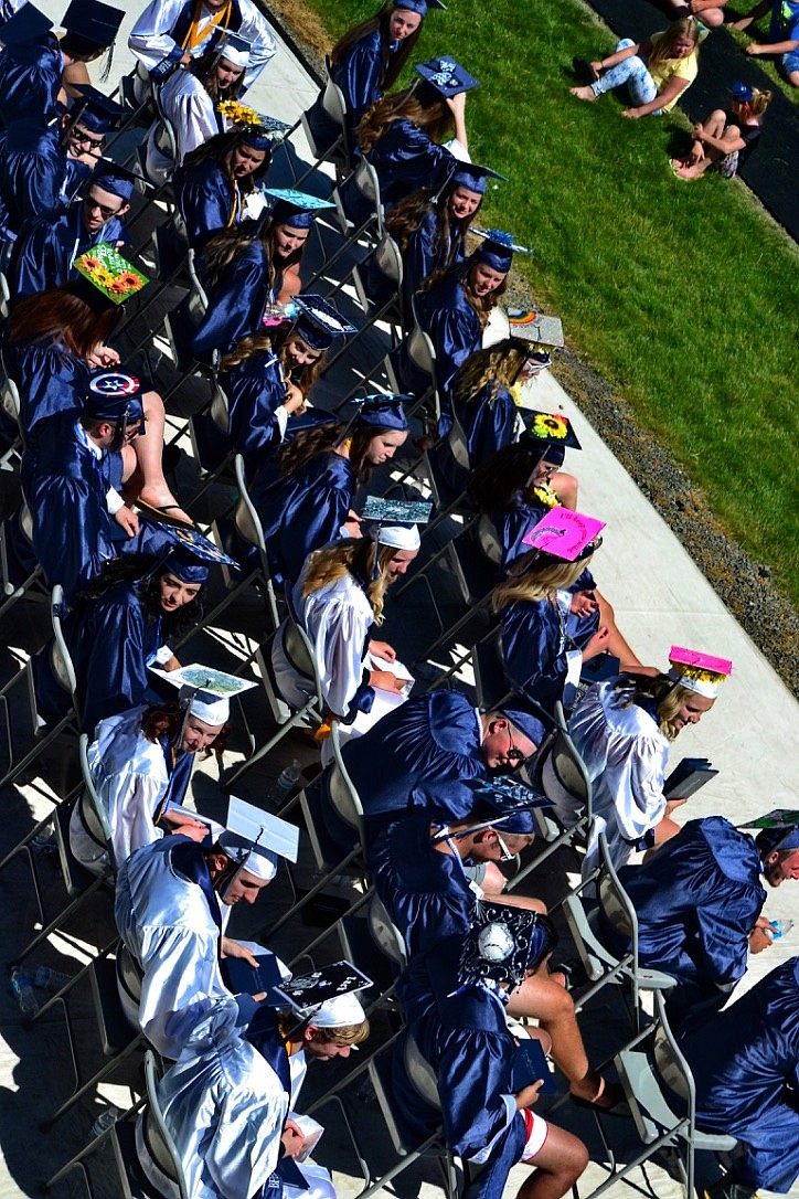 Photo by: SARAH JENKINS
Class of 2016 waiting to turn their tassels.