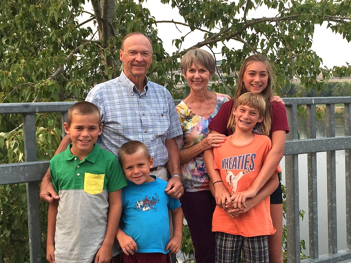 Dave and Barbara Eacret with some of their family.