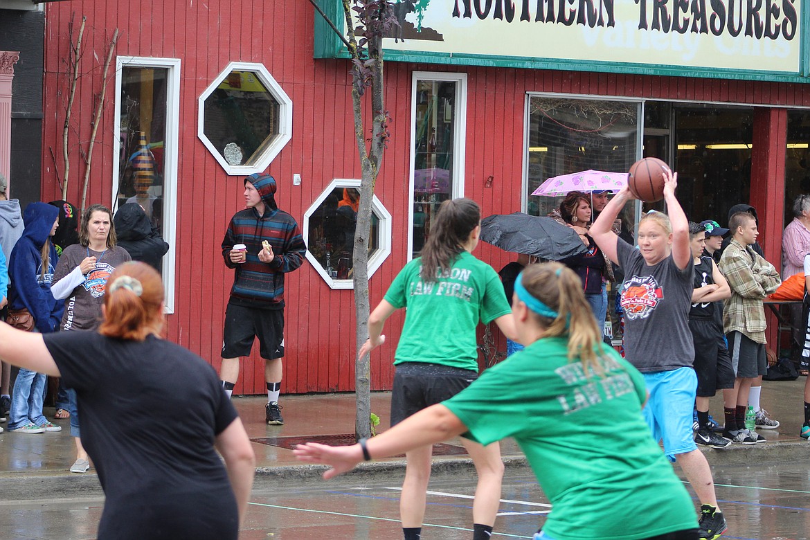 Photo by DON COGGER
Teams of all ages and  both genders showed up to turn downtown Bonners Ferry into a hoop-lovers&#146;s dream.