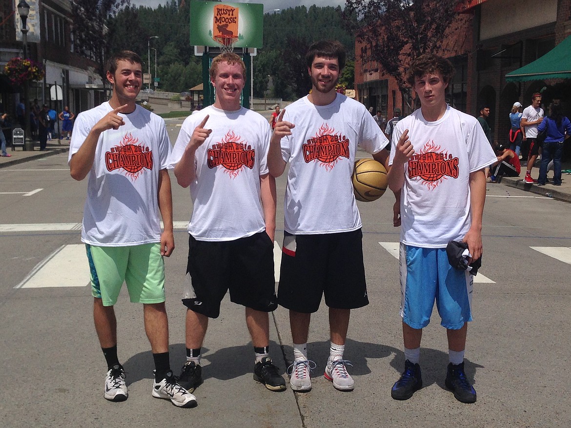 &#151;Courtesy photo
Bracket winners &#147;BF Elite&#148; pose for a photo. Pictured are Evan Wasmer, Keither Lecrenski, Caleb Harrington, and Kaleb Stockton. The team won the division for males between the ages of 17-18.