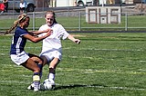 Othello girls soccer seeks first victory of 2016 year