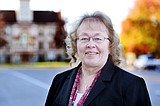Republican Holmquist draws on experience