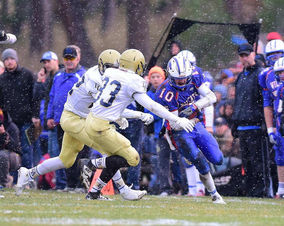 Austin Green returns a punt in the second half.