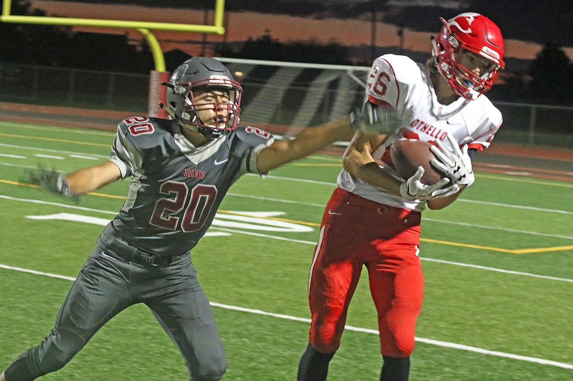 Bob Barrett Photo - Second team All-CWAC league wide receiver Kyler Villarreal returns to give returning quarterback DJ Guzman a target.