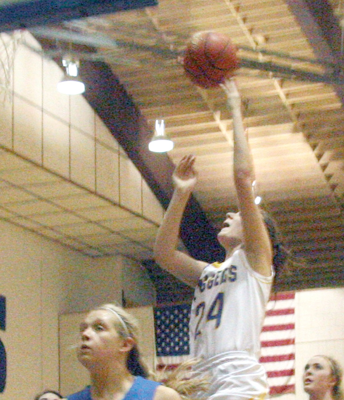 Sophomore guard Jayden Winslow right before she scored for the Lady Loggers, bringing the game 21 to 22. (Bethany Rolfson/TWN)