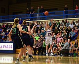 Photo gallery: Kats v. Glacier