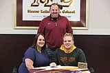 Auston Downs inks with EOU