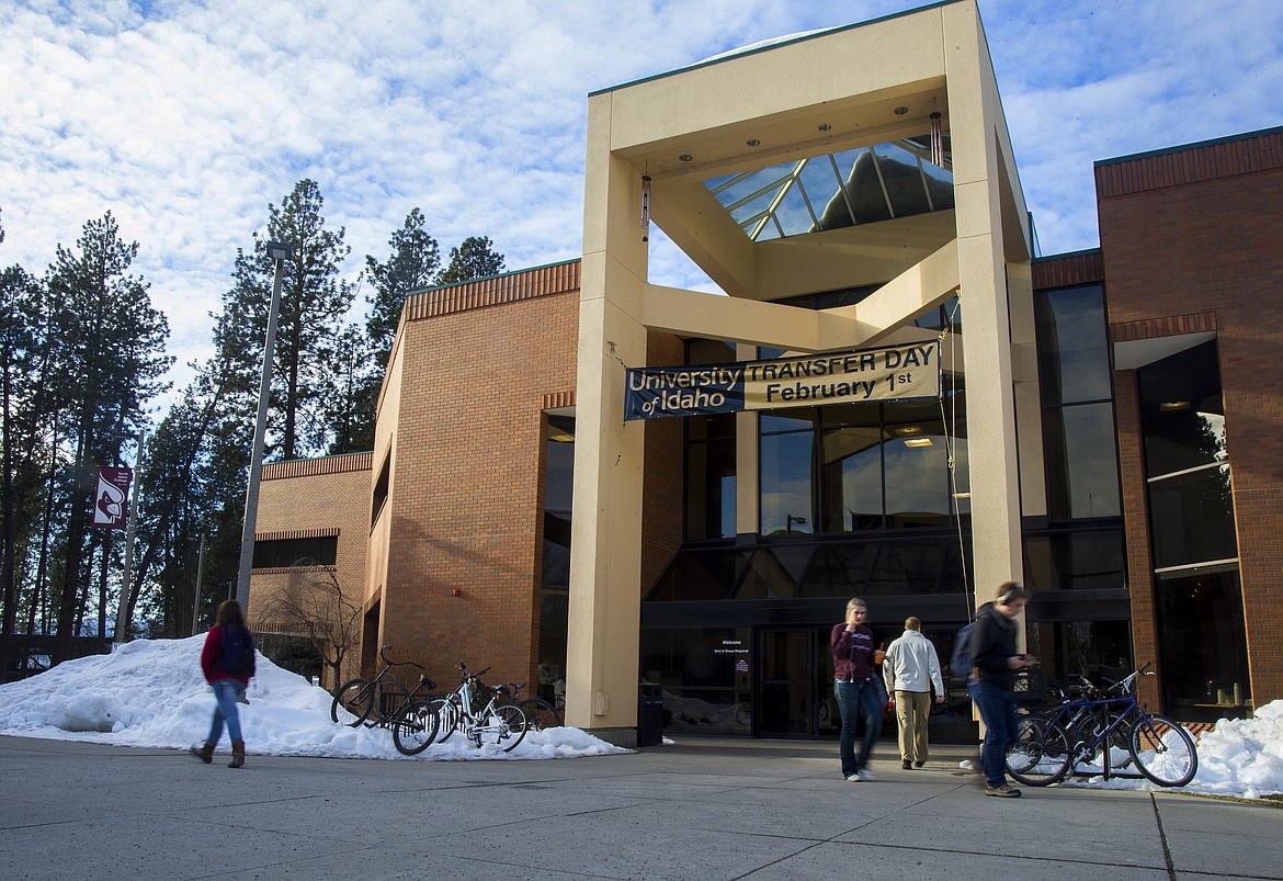 LOREN BENOIT/PressStudents walk in and out of the Edminster Student Union Building at North Idaho College Tuesday afternoon. North Idaho College has seen a decline in enrollment since 2011. From the 2011-12 school year to the 2015-16 school year, NIC&#146;s annual enrollment has dropped from 8,982 to 7,103 students.