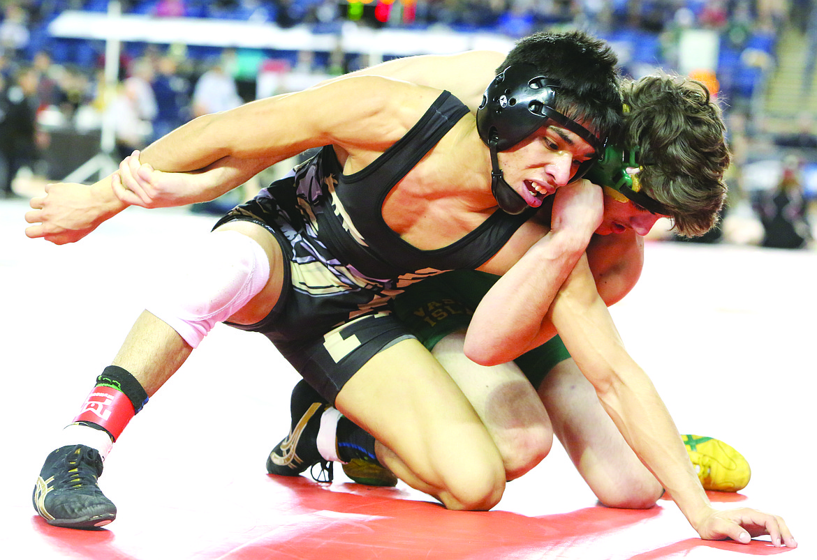 Connor Vanderweyst/Columbia Basin Herald
Royal&#146;s Eduardo Rodriguez wrestles at Mat Classic XXIX.