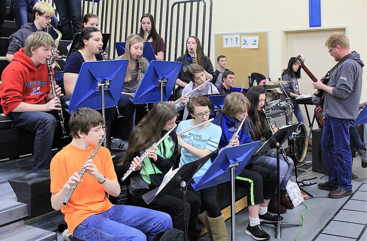 Under the direction of Mike Wolfe and Amber Winter, the Clark Fork Mountain Cat pep band played during 13C Districts in Frenchtown. (Kathleen Woodford/Mineral Independent).