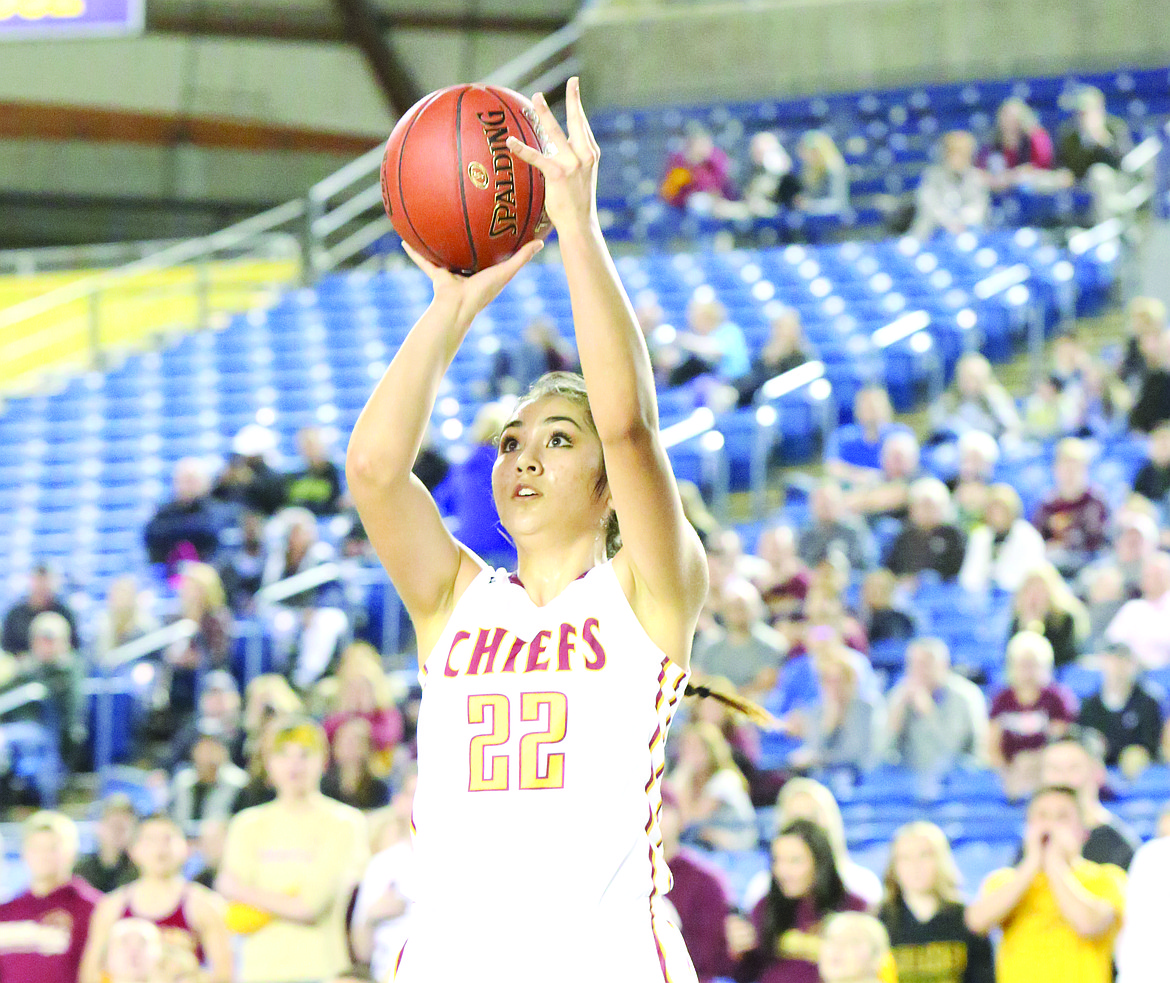 Connor Vanderweyst/Columbia Basin Herald
Morgan Yamane pulls up for a shot against Glacier Peak.