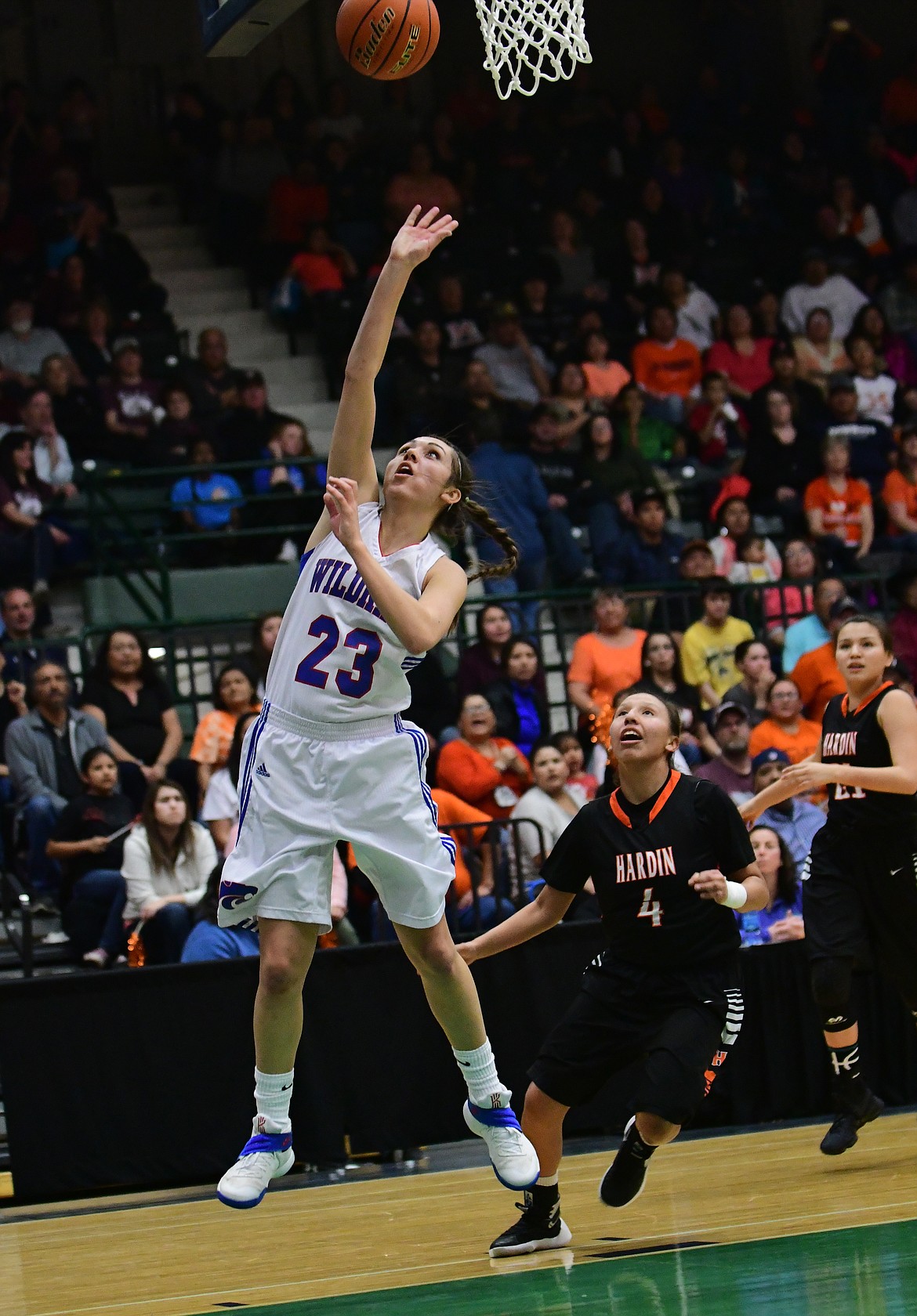 Peyton Kehr gets a open look on a fast break against Hardin.