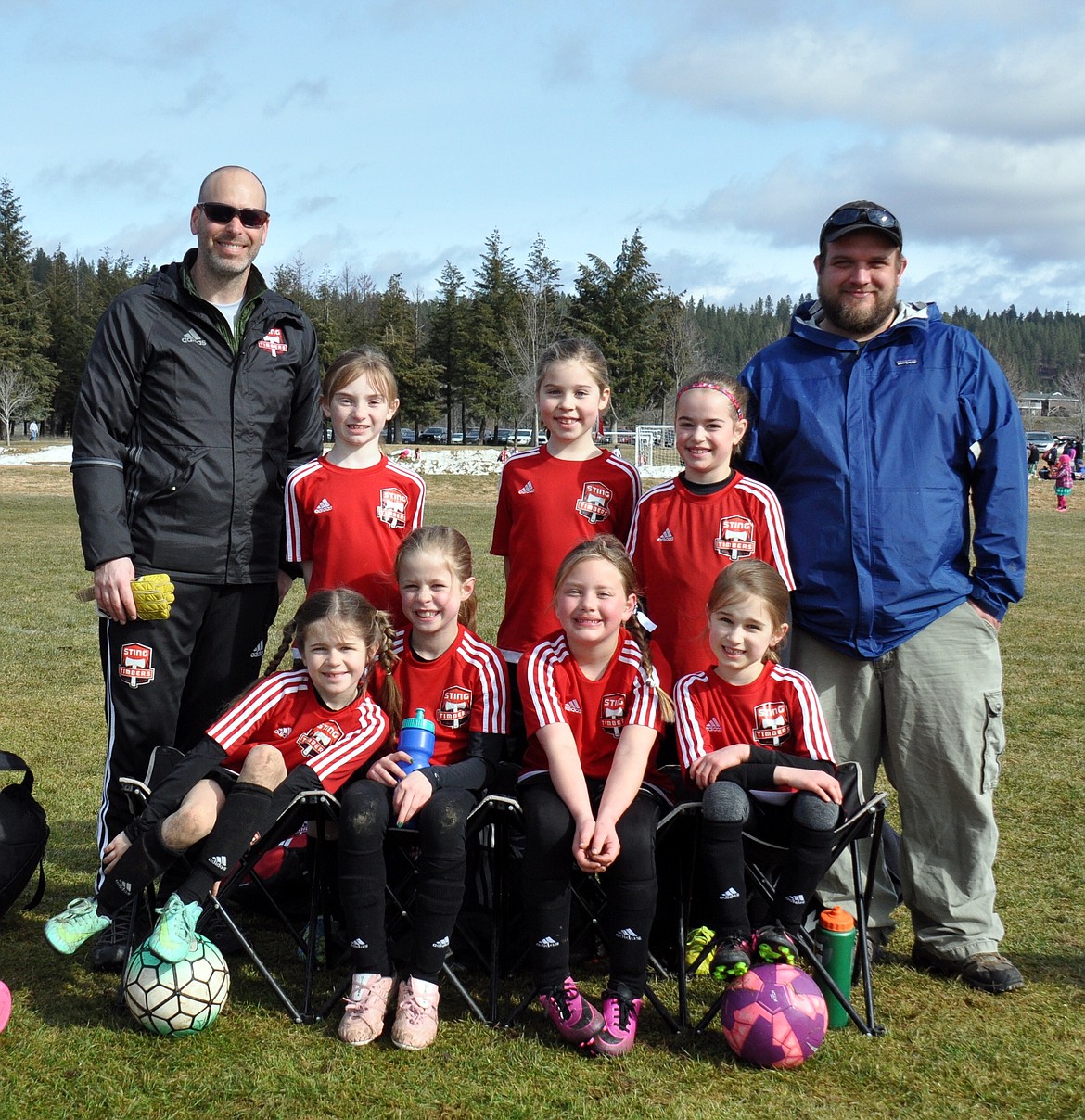 Photo courtesy Suzy Wamre Entzi
The Sting Timbers FC 08 girls soccer team played in the Spokane 5-A-Side tournament this past weekend. The Sting Timbers FC had goals by Cameron Fischer (5), Anna Ploof (2), Nora Ryan, and Izabella Entzi, with assist by Savannah Spencer (4), Anna Ploof (2), Sloan Waddell (2), Izabella Entzi (2), and Nora Ryan. In the front row from left are Savannah Spencer, Nora Ryan, Anna Ploof and Sadie Evans; and back row from left, coach Brian Waddell, Cameron Fischer, Izabella Entzi, Sloan Waddell and coach Daniel Ploof.