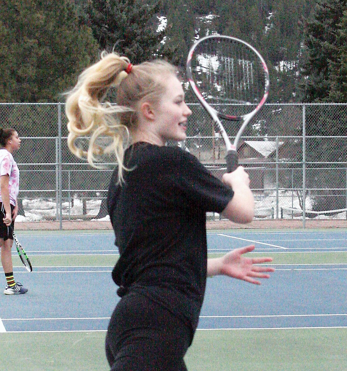 Morgan Snyder taking her swing during practice. (Bethany Rolfson/TWN)