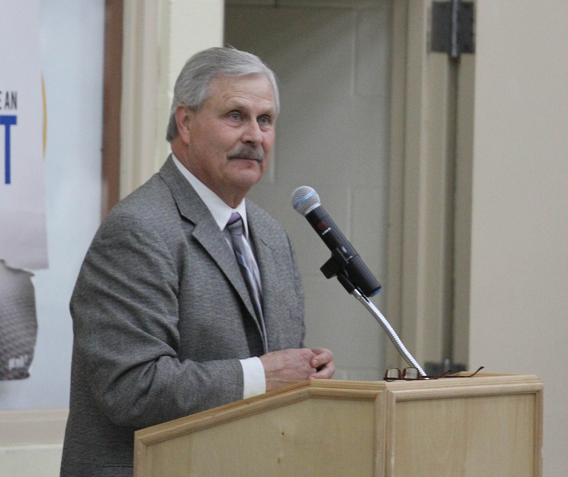 Photo by Josh McDonald
Kellogg superintendent Woody Woodford addresses the crowd at Kellogg Middle School.