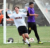 Ephrata scores two goals in two-minute span to down Mabton in non-league action