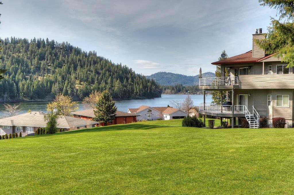 Photo courtesy of SUSIE ROOPE/Century 21 Beutler &amp; Associates
A view of Twin Lakes from the Twin Lakes Village Golf Club.