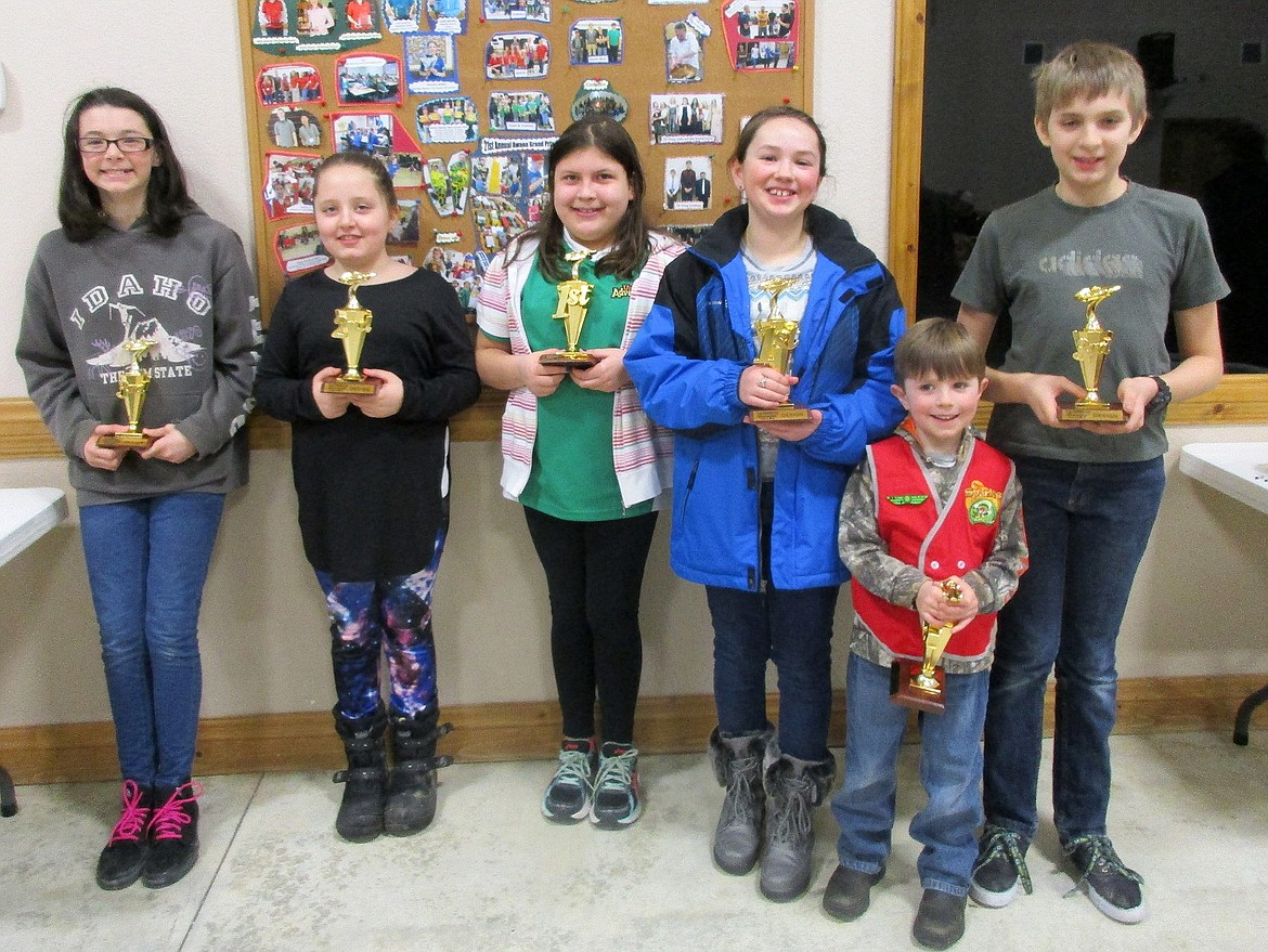 &#151;Courtesy photo
Beginner Design winners, from left: Haven Madrid 3rd, Lexi Fields 2nd, and Nora Young 1st. 
Advanced Design winners, from left: Annabeth Comer 1st, Levi Coffman 2nd, and Josiah Martin 3rd.