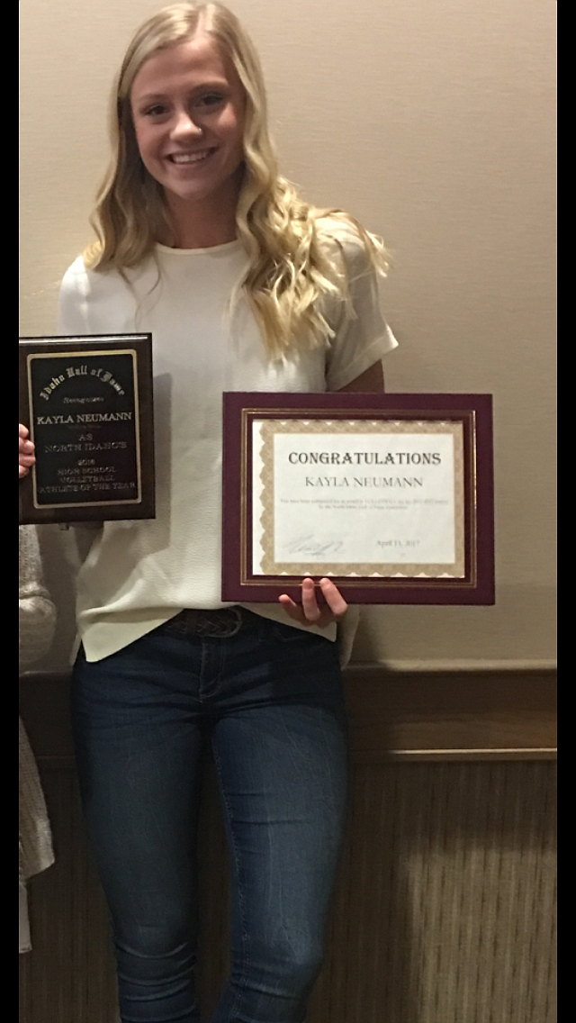 (Courtesy photo)
Senior Kayla Neumann was the lone Sandpoint athlete to win an award on Saturday at the annual North Idaho Sports Banquet in Coeur d&#146;Alene. Neumann won an award in volleyball, and received a plaque that read this: Idaho Hall of Fame recognizes Kayla Neumann as North Idaho&#146;s 2016 High School Volleyball Athlete of the Year. Neumann was the 4A IEL MVP, and led the Bulldogs with 285 kills and 303 digs.