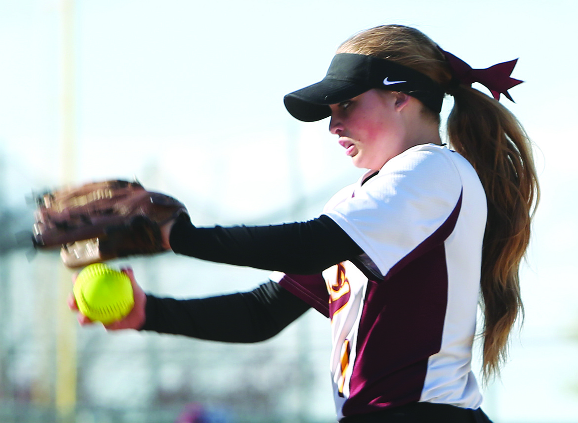 Connor Vanderweyst/Columbia Basin Herald
Moses Lake starter Gina Skinner delivers to the plate against Sunnyside.