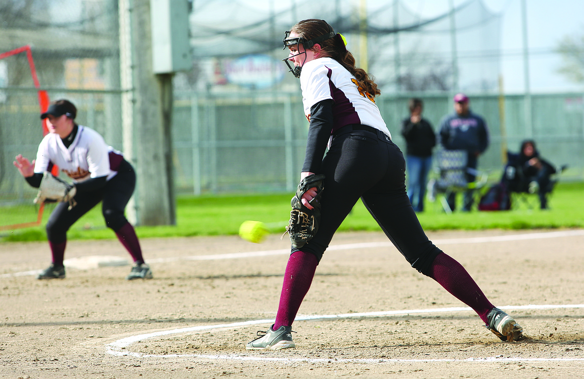 Connor Vanderweyst/Columbia Basin Herald
Moses Lake pitcher Savannah Ashley delivers to the plate against Davis.