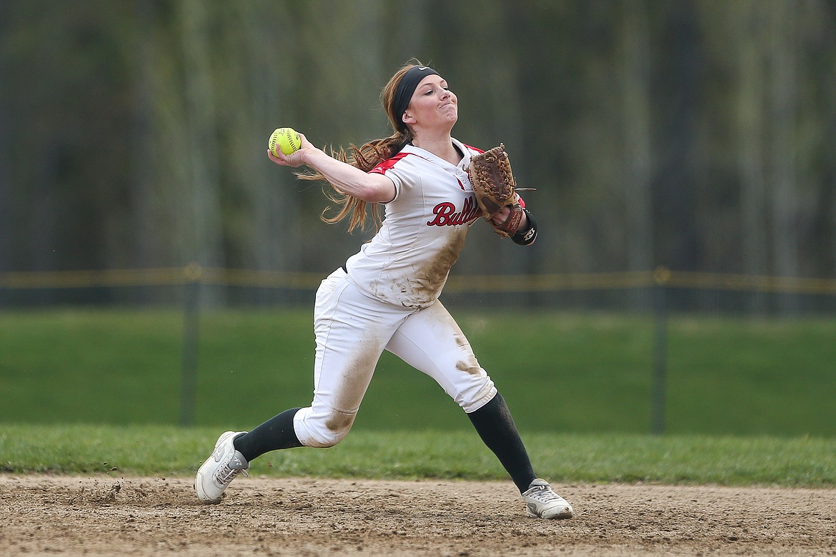 JASON DUCHOW/JasonDuchowPhotography.com
Sandpoint shortstop Bri Barlow throws a Lakeland batter out on Saturday.