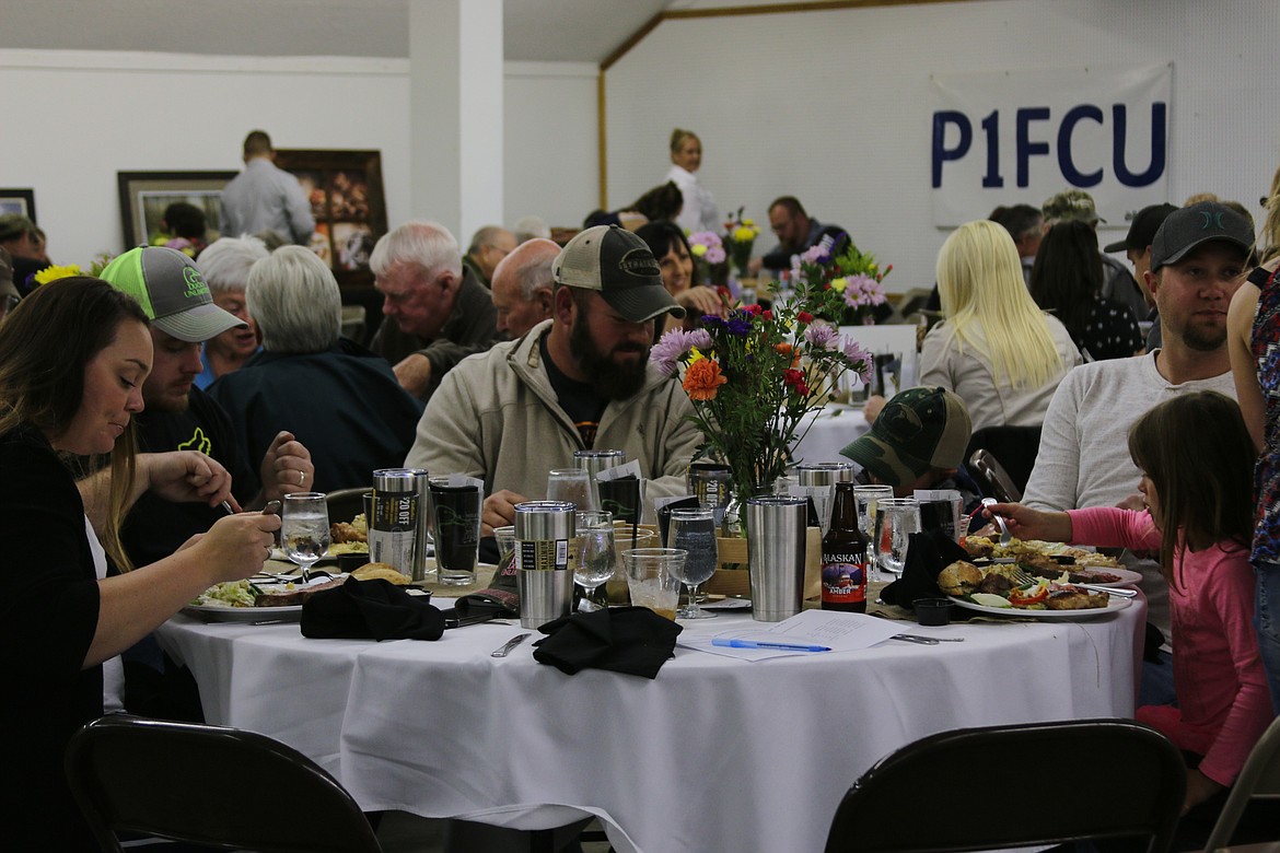 Photo by MANDI BATEMAN
Diners enjoying the banquet